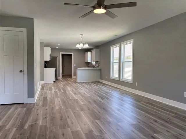 $300,000 | 4909 South Creek Wood Drive, St. Joseph, MO 64507