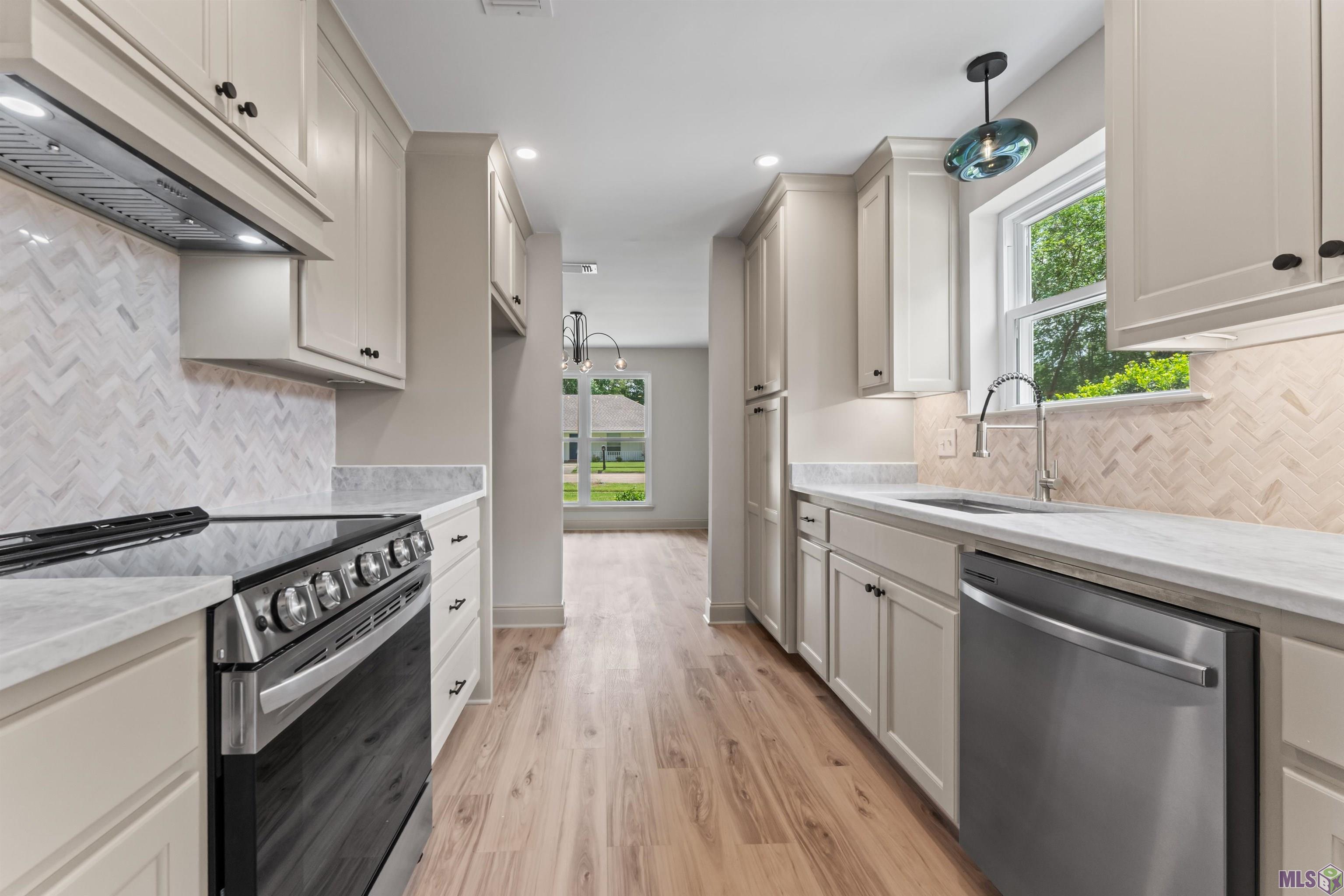 1355 Rue Crozat Baton Rouge, LA 70810 - Photo 9 of 25 Gallery Image 9