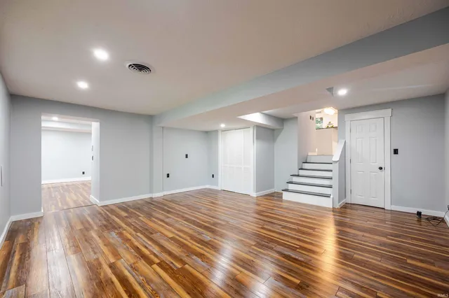 $729,000 | 123 Empire Lane, Bedford, IN 47421