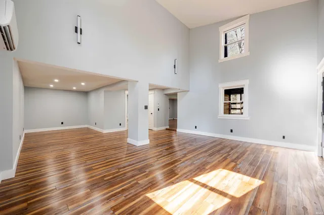 $729,000 | 123 Empire Lane, Bedford, IN 47421