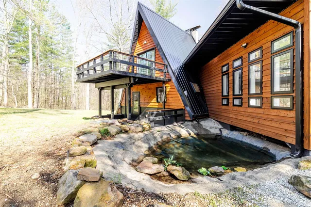 $729,000 | 123 Empire Lane, Bedford, IN 47421