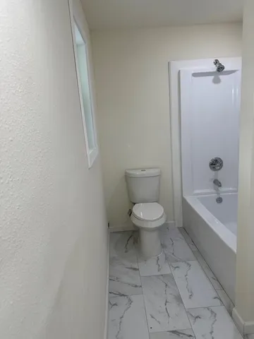 $1,995 | 2318 Kingsdale Drive, Deer Park, TX 77536