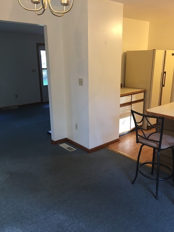 231-233 Crandall Road Tiverton, RI 02878 - Photo 8 of 16 Gallery Image 8