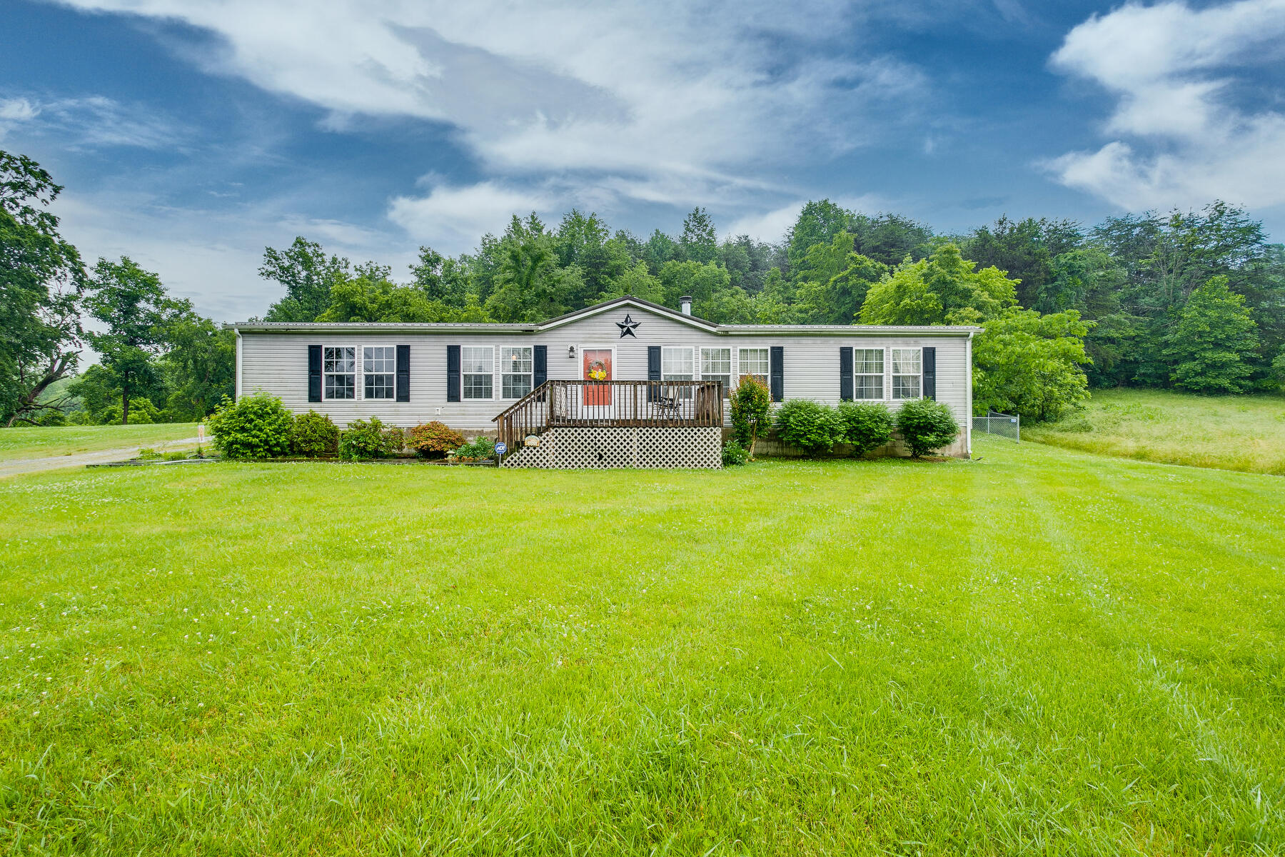 1465 Christian Bend Road, Church Hill, TN 37642 Compass