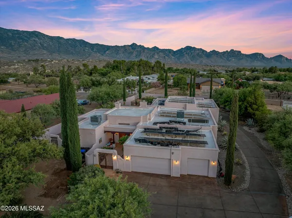 $1,200,000 | 4677 East Rail N Road, Tucson, AZ 85739