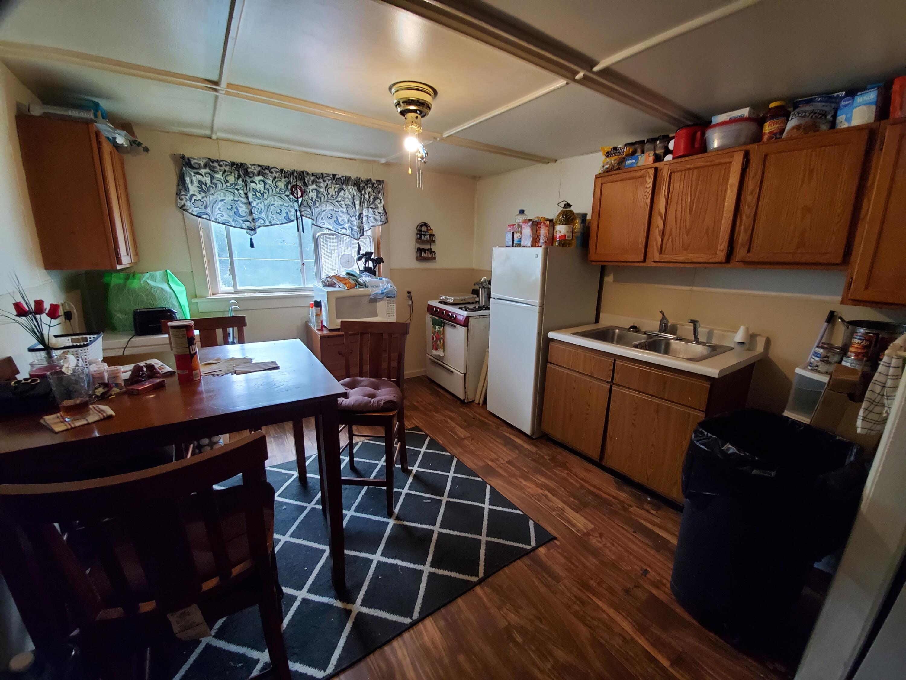 234 Rosedale Place Jackson, MI 49203 - Photo 5 of 21 20210827_114728