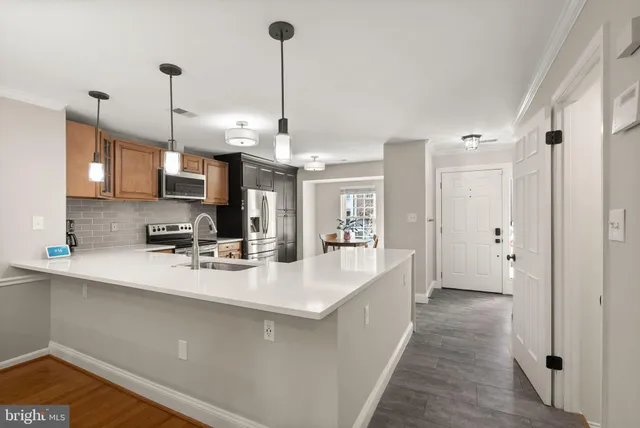 $685,000 | 6066 Heatherwood Drive, Alexandria, VA 22310