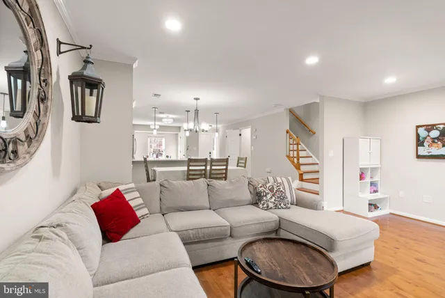 $685,000 | 6066 Heatherwood Drive, Alexandria, VA 22310