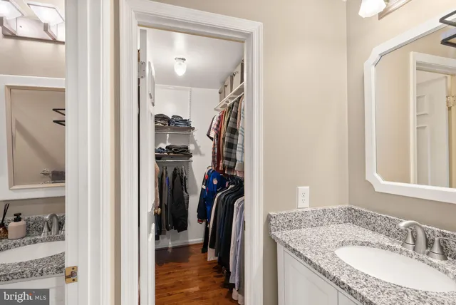 $685,000 | 6066 Heatherwood Drive, Alexandria, VA 22310