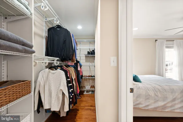 $685,000 | 6066 Heatherwood Drive, Alexandria, VA 22310