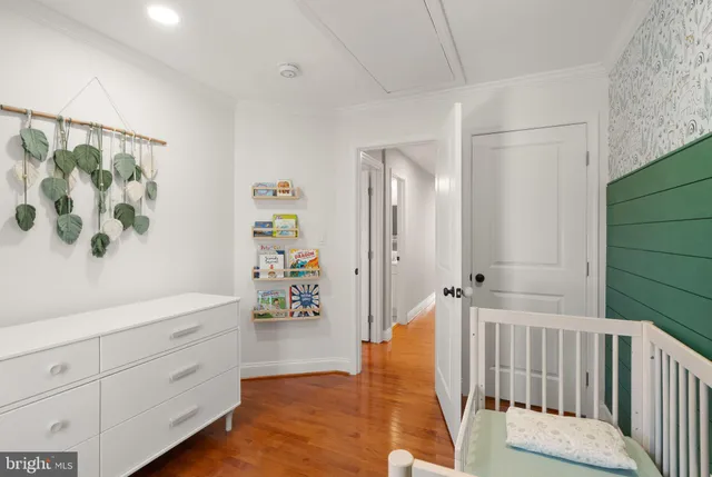 $685,000 | 6066 Heatherwood Drive, Alexandria, VA 22310