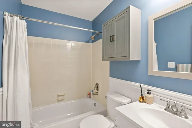 $685,000 | 6066 Heatherwood Drive, Alexandria, VA 22310