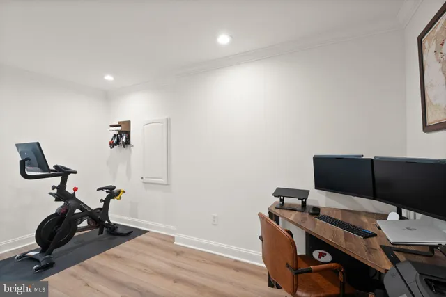 $685,000 | 6066 Heatherwood Drive, Alexandria, VA 22310