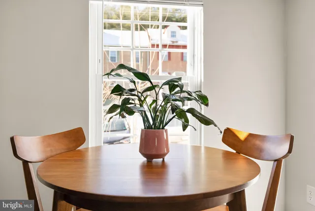 $685,000 | 6066 Heatherwood Drive, Alexandria, VA 22310