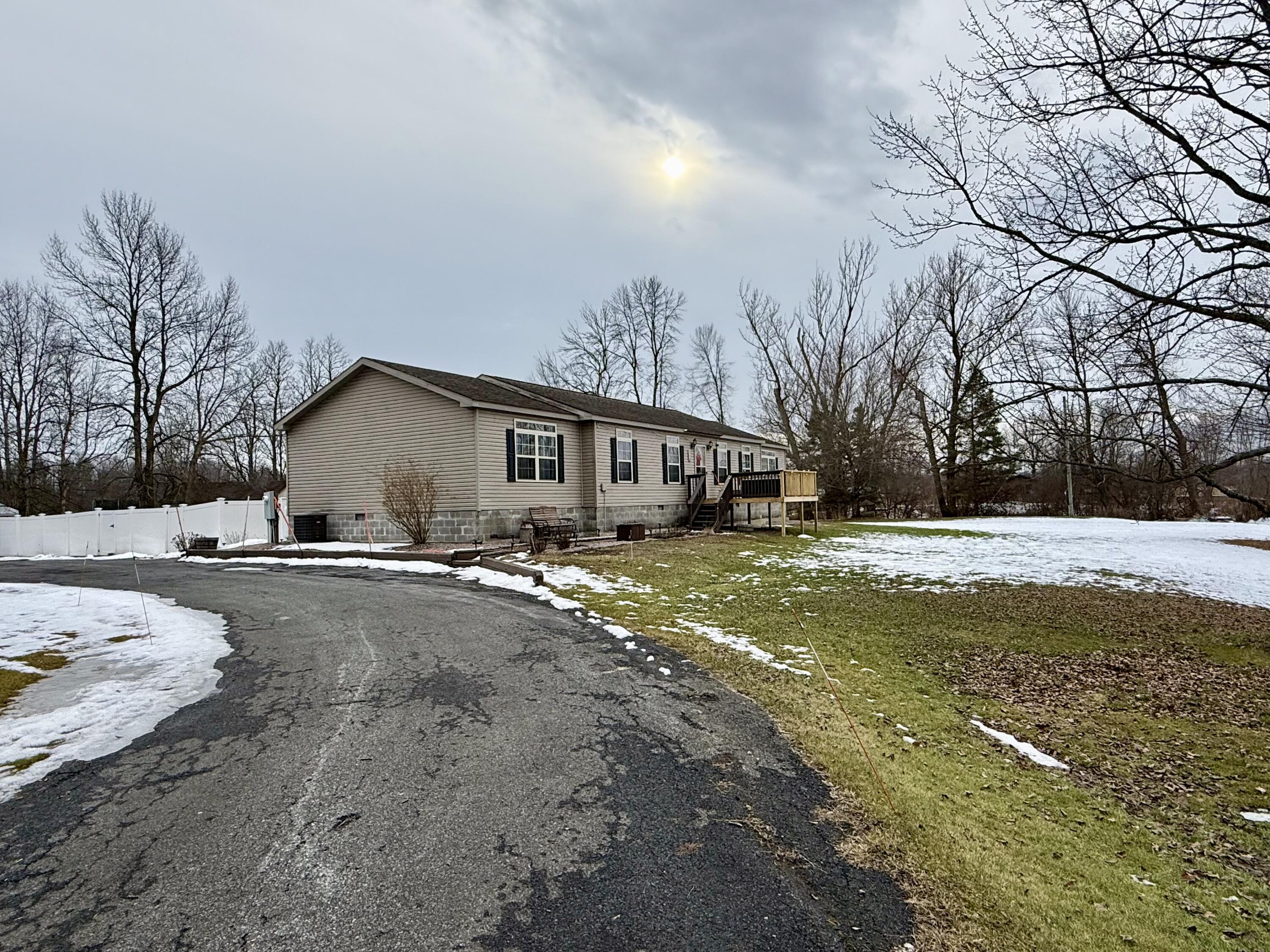 238 Lyons Road Plattsburgh, NY 12901 - Photo 28 of 31 Driveway