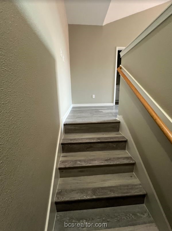 1305 West Villa Maria Road, Unit D104 Bryan, TX 77801 - Photo 6 of 13 a view of entryway