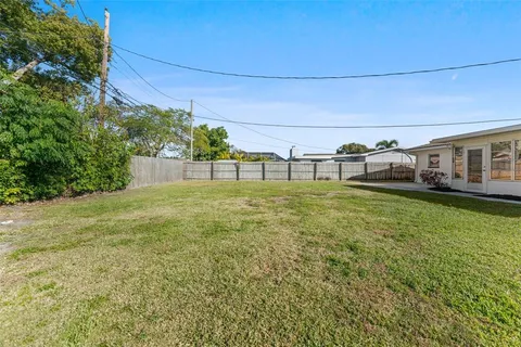 $325,000 | 11095 87th Avenue, Seminole, FL 33772