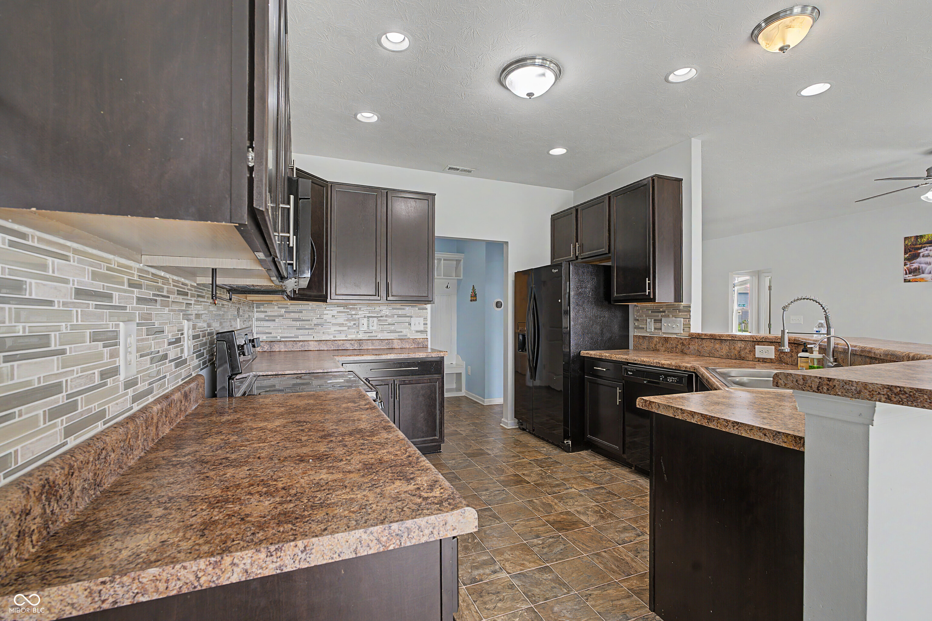 5250 Hearst Lane Indianapolis, IN 46239 - Photo 12 of 33