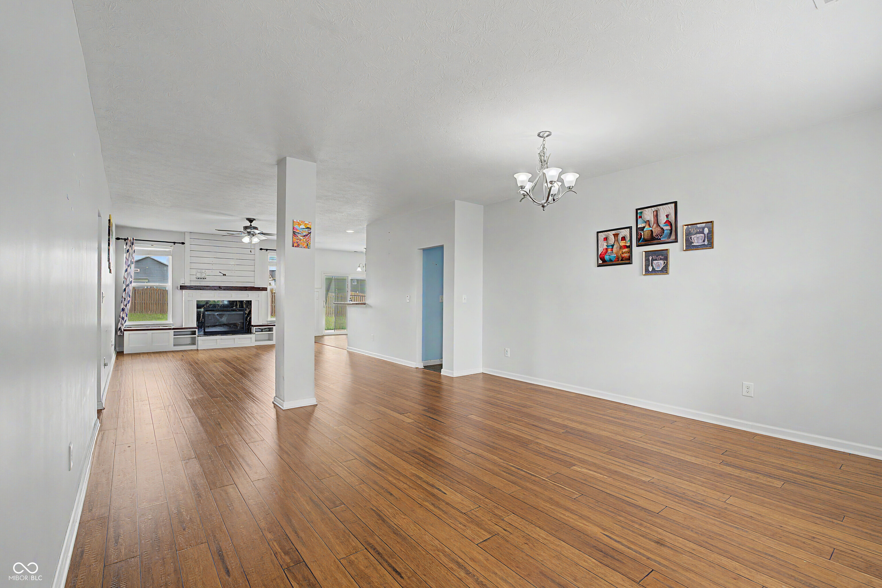 5250 Hearst Lane Indianapolis, IN 46239 - Photo 7 of 33