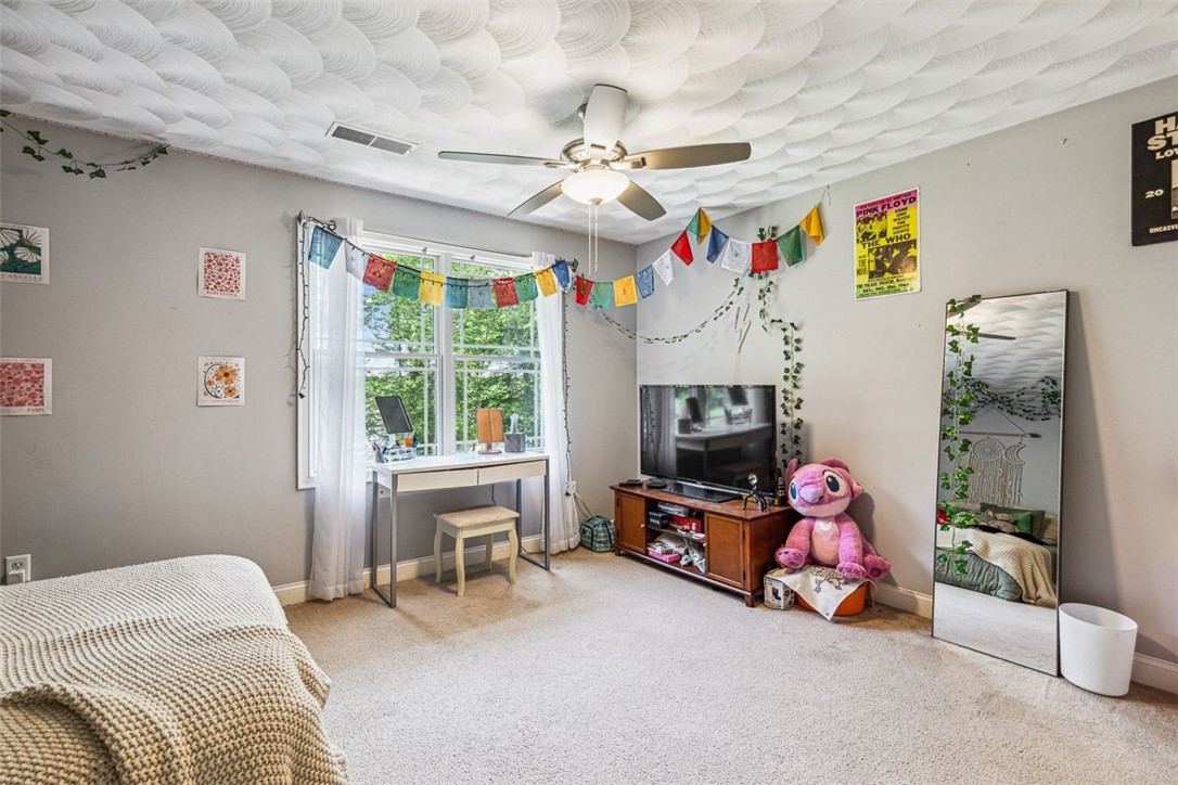 25 Shannon Road Exeter, RI 02822 - Photo 21 of 43 Second bedroom