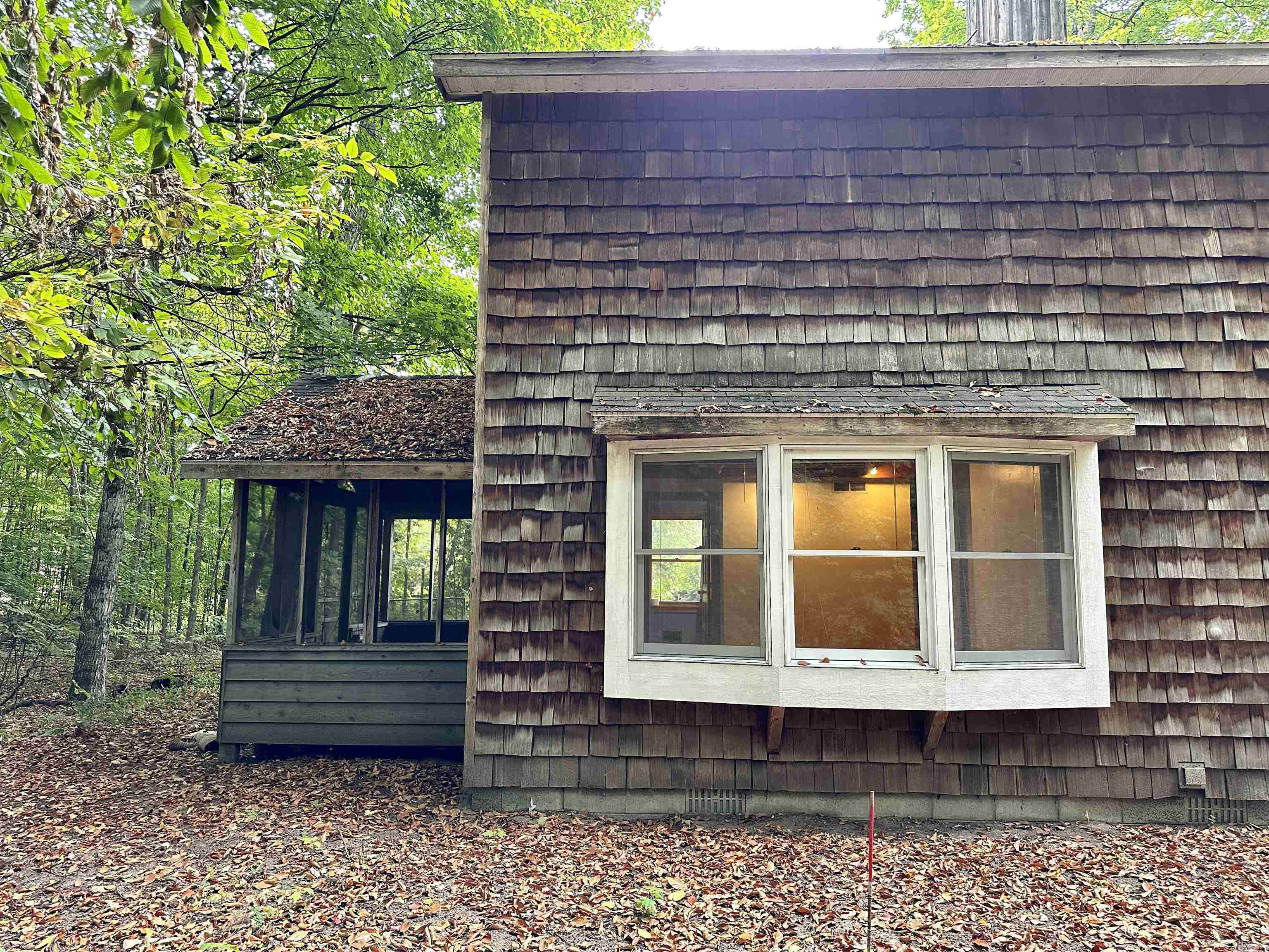 3150 South Maple Valley Road Suttons Bay, MI 49682 - Photo 44 of 54 1916451-43.JPG