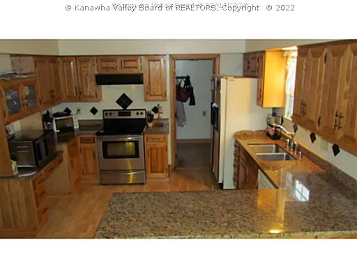 1703 Shadybrook Road Charleston, WV 25314 - Photo 2 of 15 Kitchen.