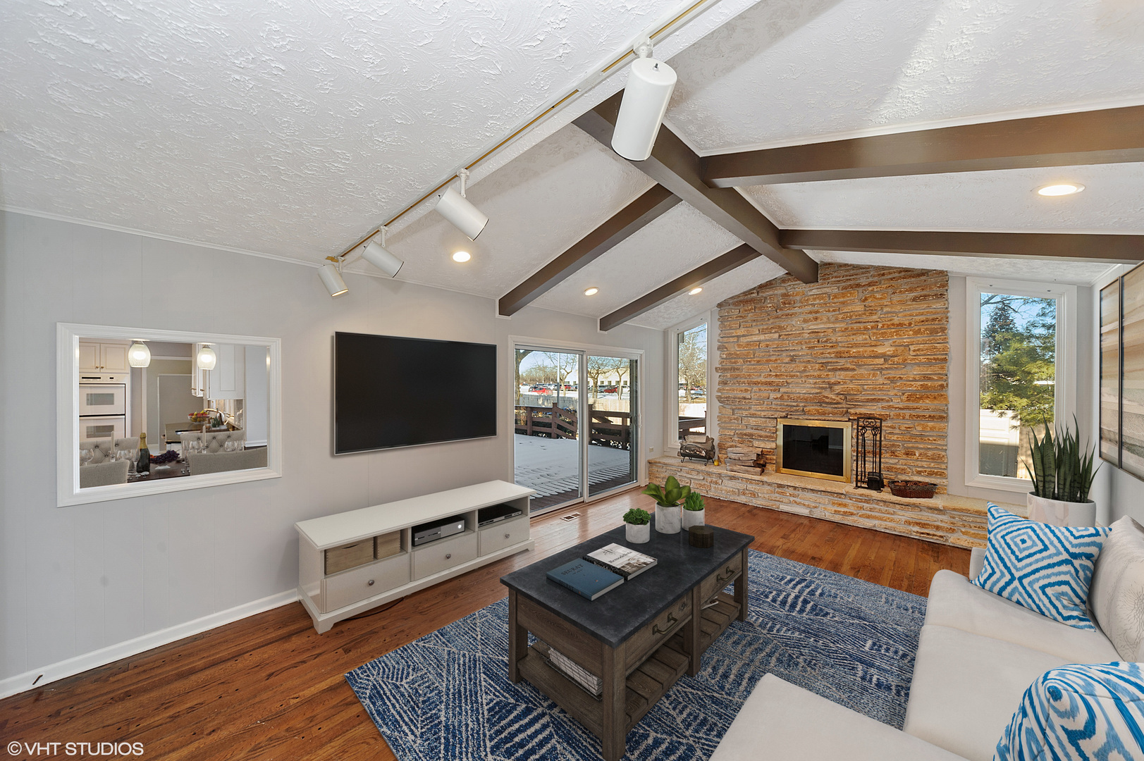 1070 Summit Drive Deerfield, IL 60015 - Photo 12 of 32