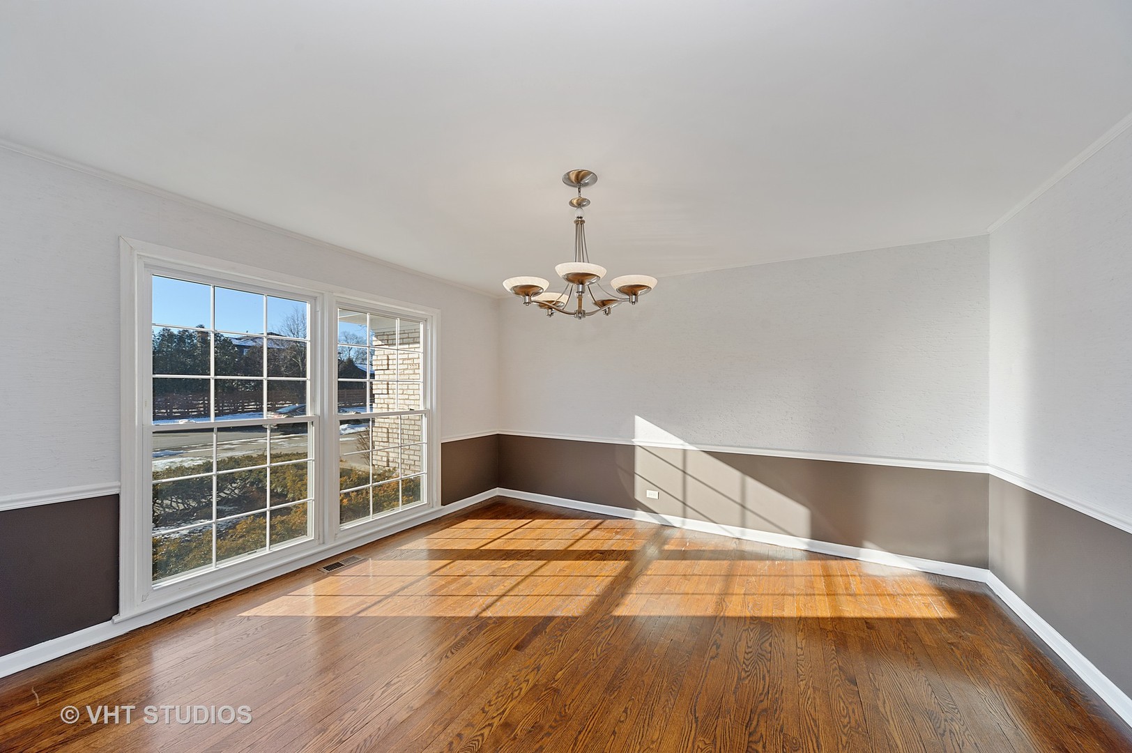 1070 Summit Drive Deerfield, IL 60015 - Photo 7 of 32