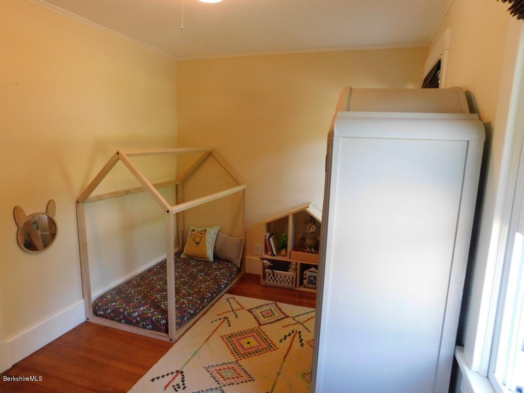 907 North Hoosac Road Williamstown, MA 01267 - Photo 16 of 24 Bedroom