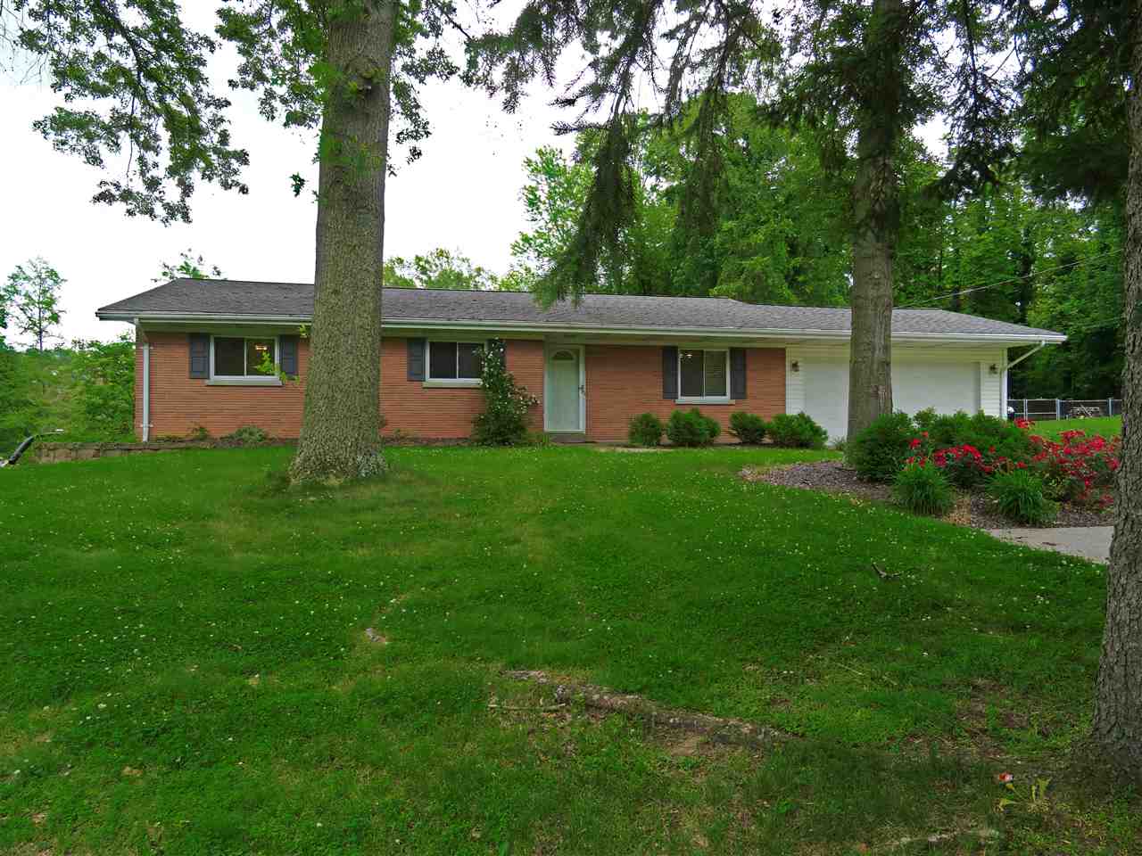 6621 Old State Road Evansville, IN 47710 - Photo 1 of 25 Gallery Image 1