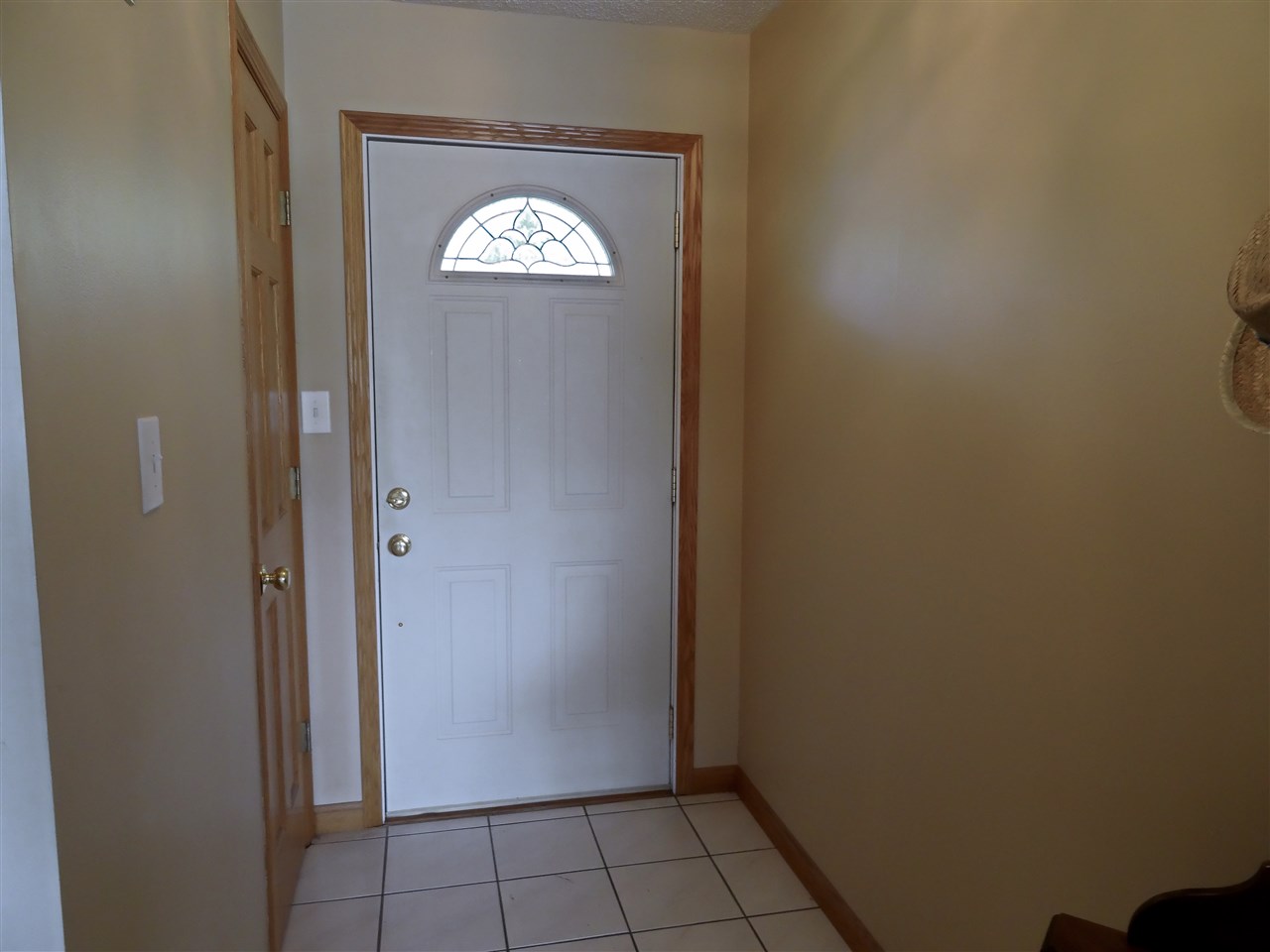 6621 Old State Road Evansville, IN 47710 - Photo 2 of 25 Gallery Image 2