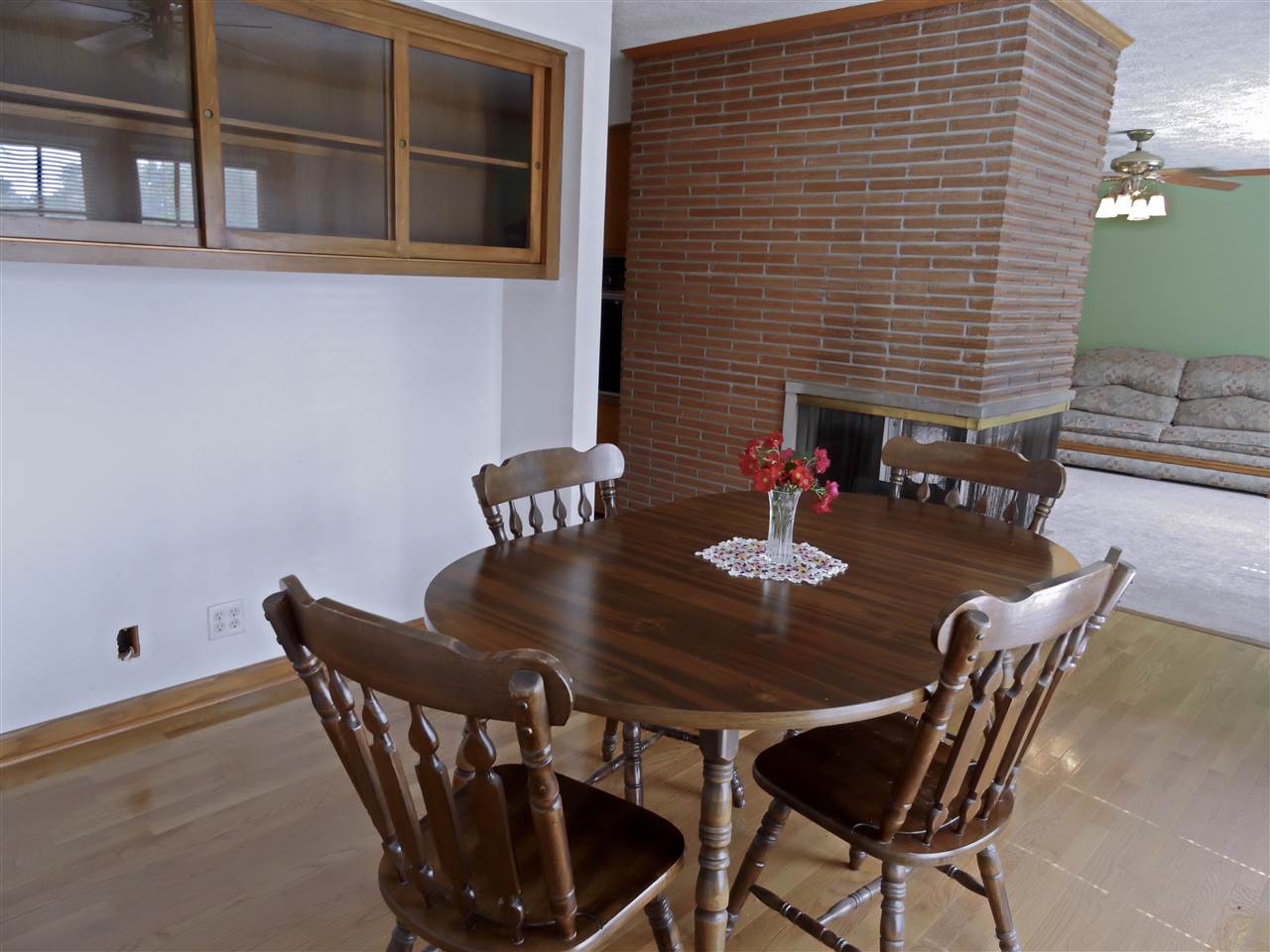 6621 Old State Road Evansville, IN 47710 - Photo 6 of 25 Gallery Image 6