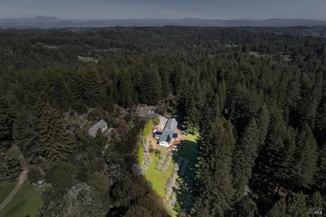 $1,595,000 | 3750 Deer Meadow Lane, Occidental, CA 95465