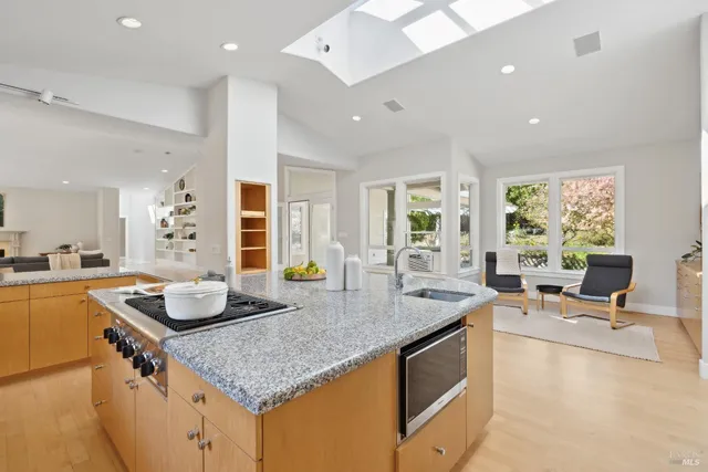 $1,595,000 | 3750 Deer Meadow Lane, Occidental, CA 95465