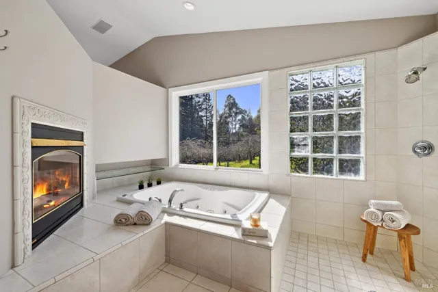 $1,595,000 | 3750 Deer Meadow Lane, Occidental, CA 95465