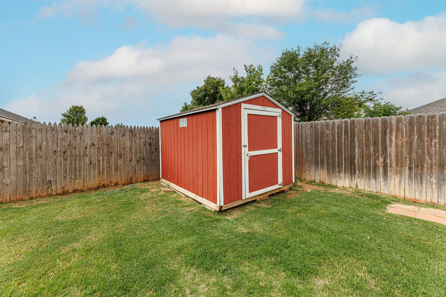 10602 Clinton Avenue Lubbock, TX 79424 - Photo 43 of 45 -
