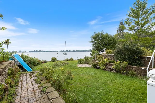 $219,000 | 220 Front Street, Cottonwood, MN 56229