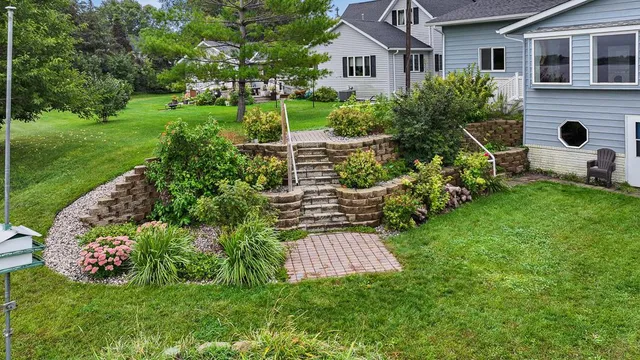 $219,000 | 220 Front Street, Cottonwood, MN 56229