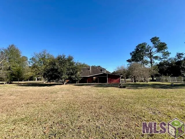 $326,500 | 203 Cedar Tree Drive, Thibodaux, LA 70301