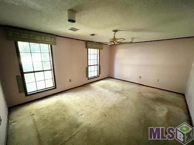 $326,500 | 203 Cedar Tree Drive, Thibodaux, LA 70301