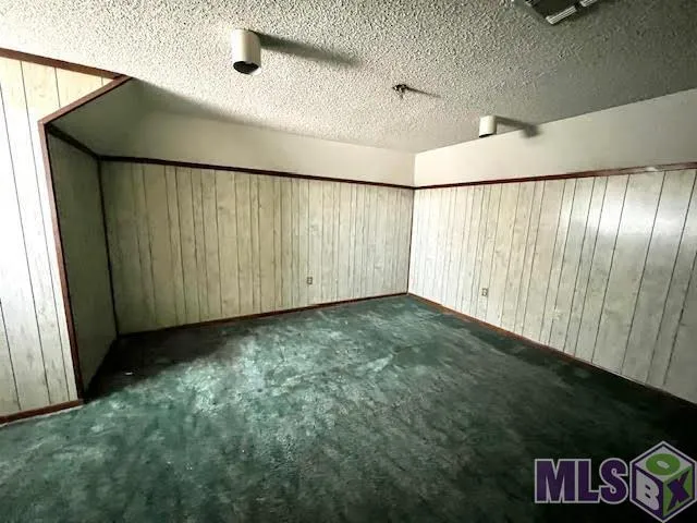 $326,500 | 203 Cedar Tree Drive, Thibodaux, LA 70301