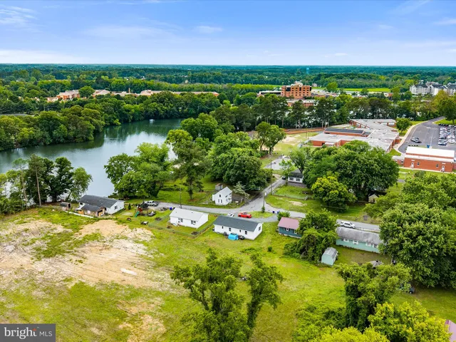 a view of a lake with houses