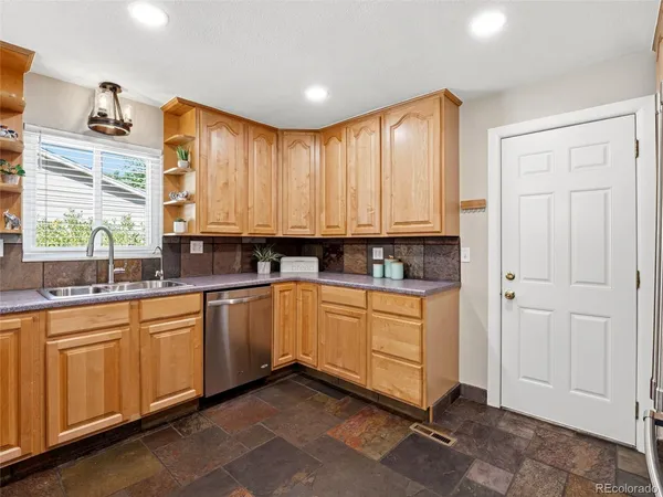 $675,000 | 8300 West 72nd Place, Arvada, CO 80005