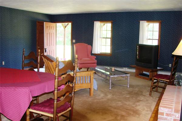 53 Farm Road Bolton, MA 01740 - Photo 3 of 11