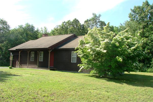 53 Farm Road Bolton, MA 01740 - Photo 10 of 11