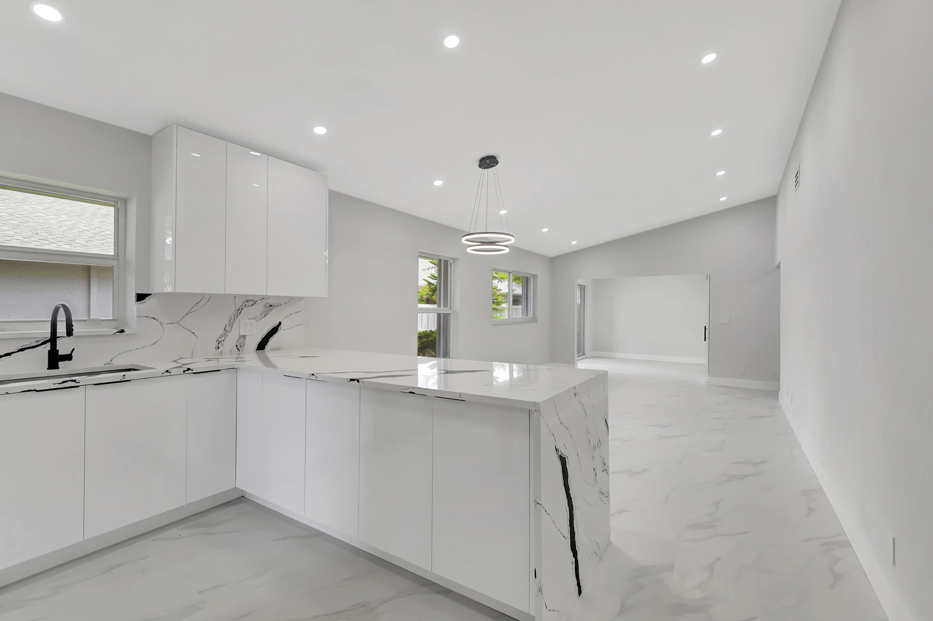 8656 Jasmine Way Boca Raton, FL 33496 - Photo 7 of 44 DSC_1461