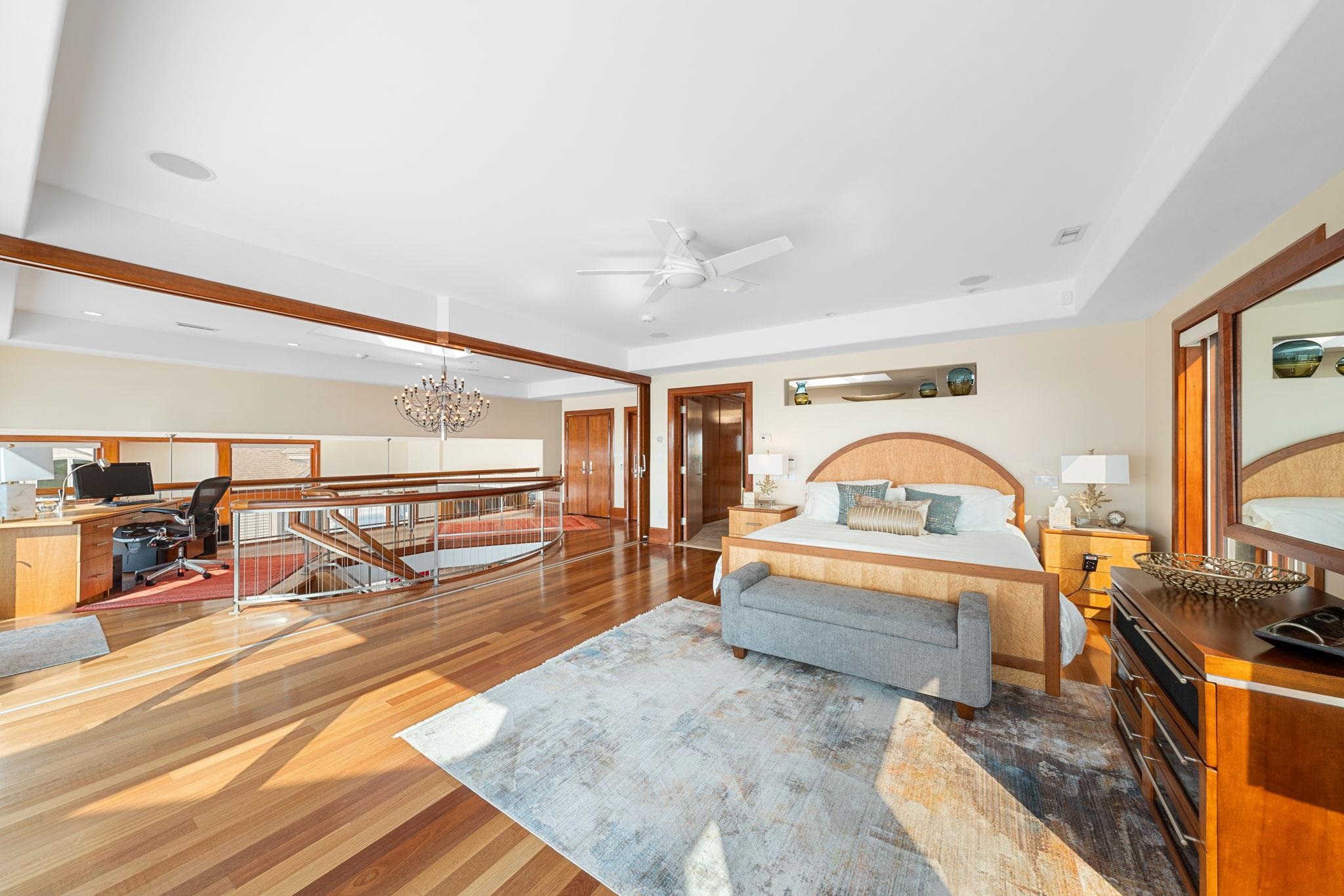 5878 Ocean Drive Avalon, NJ 08202 - Photo 37 of 50 a view of a living room and bathroom