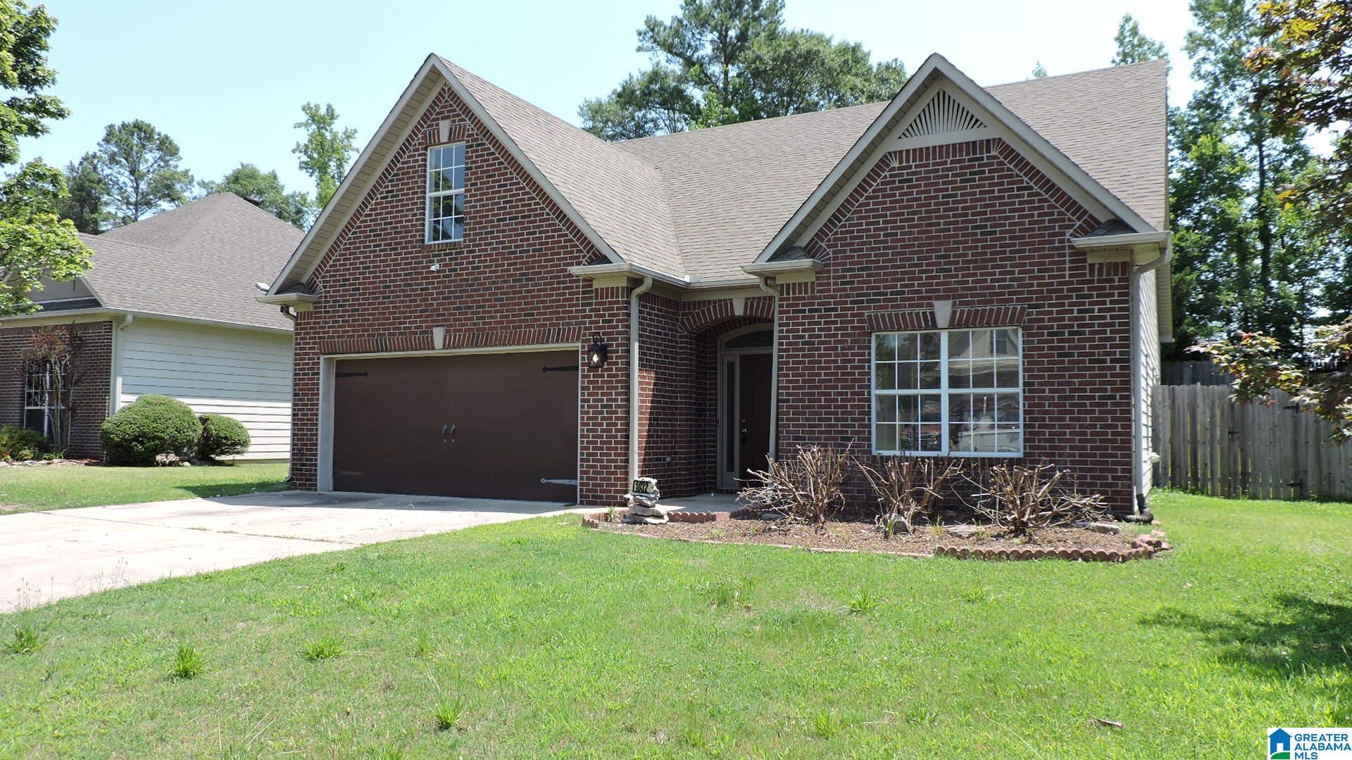 1032 Kerry Drive Calera, AL 35040 - Photo 1 of 28