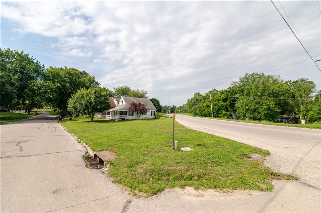 1017 South 5th Street Atchison, KS 66002 - Photo 7 of 58