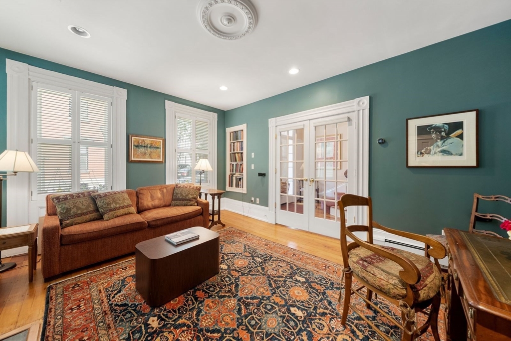 51 Chestnut Street Boston, MA 02129 - Photo 4 of 40